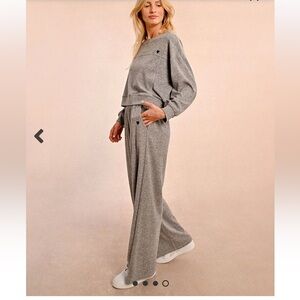 Molly Bracken Gray Sweatshirt and Pant Set